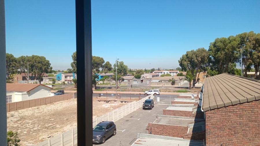 2 Bedroom Property for Sale in Table View Western Cape